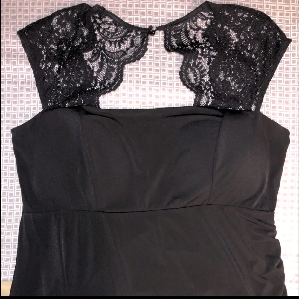 Cocktail Dress- Black w/ Lace Cap Sleeve - 1X - ModCloth Yellow Star